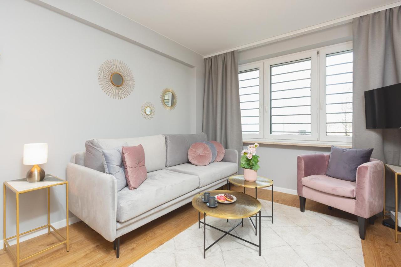 City Center Apartment Near The Vistula By Noclegi Renters Varšava Exteriér fotografie